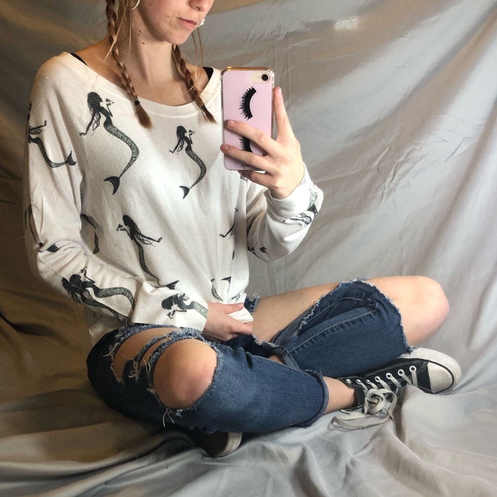 Long sleeve brokedown shirt